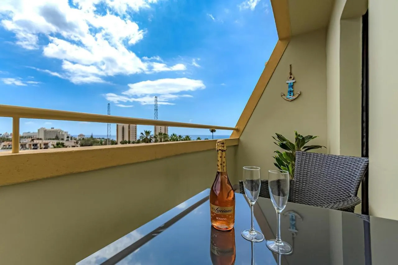 Newly Reformed Apartment With Sea View And Pool, Near The Beach, In Playa De Las Americas Spagna