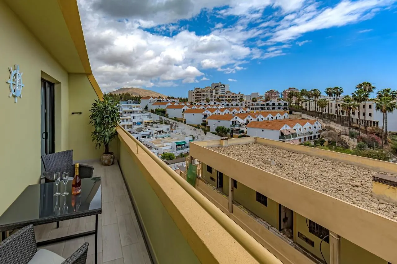 Newly Reformed Apartment With Sea View And Pool, Near The Beach, In Playa De Las Americas Playa de las Americas (Tenerife)